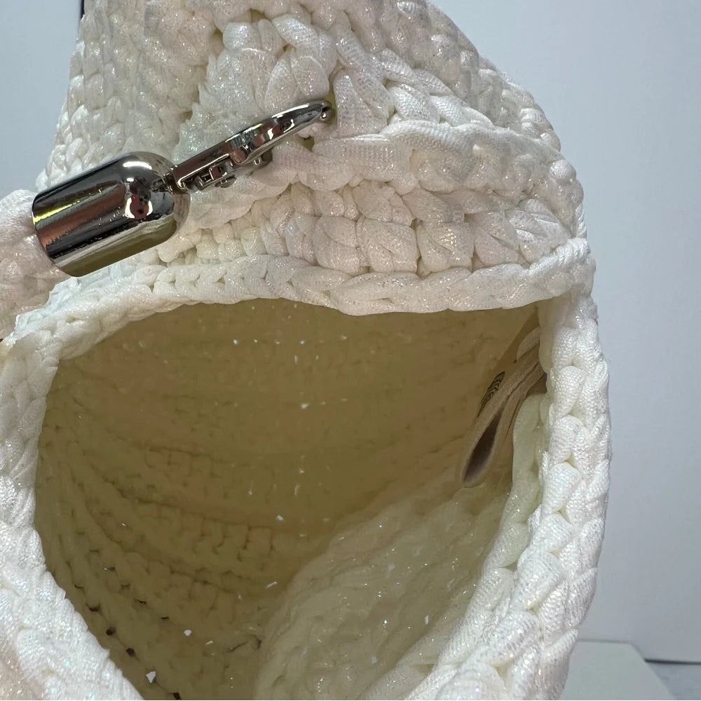 Seashell Crochet Bag:  Round shape