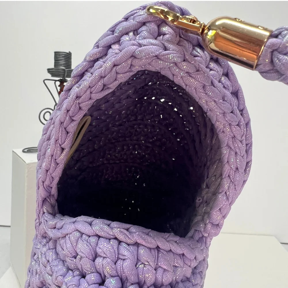 Seashell Crochet Bag:  Round shape