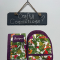 Recipe Book and Oven Gloves set