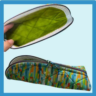 Zipper Pouch triangle